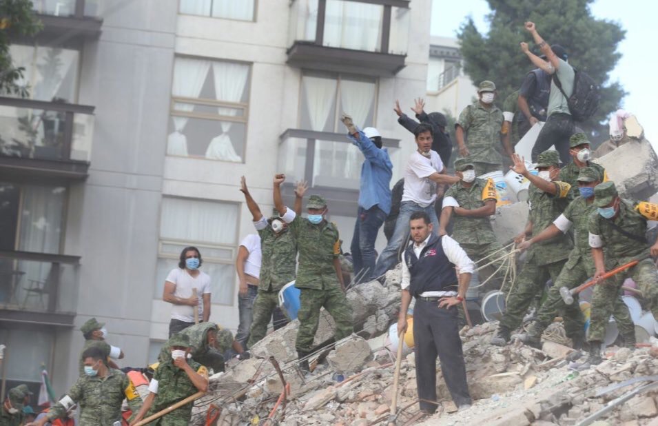 Formas de ayudar en caso de un terremoto - Mujer de 10