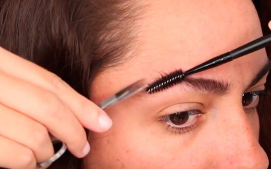 5 trucos para depilar tus cejas en casa sin gastar mucho 2