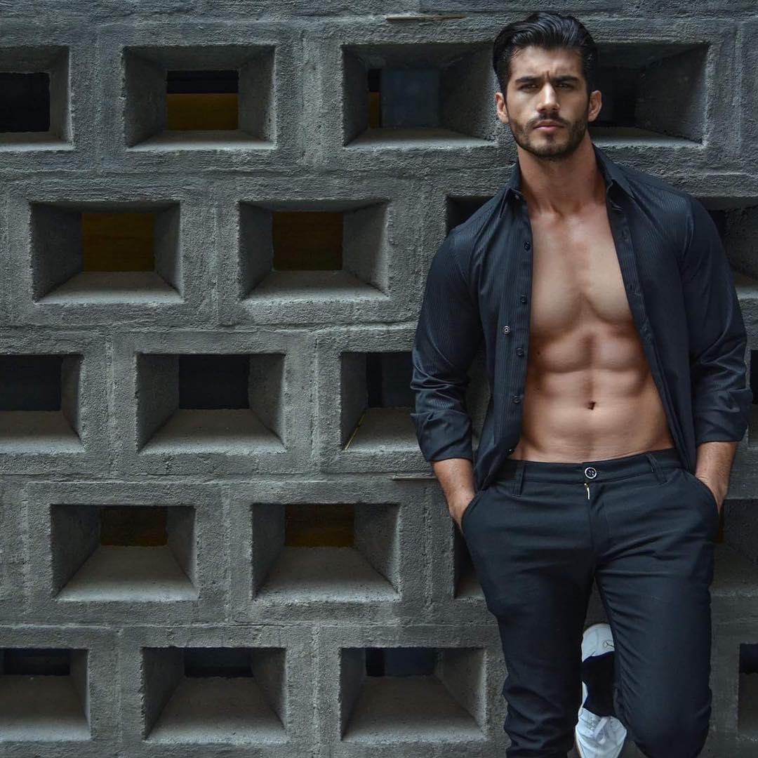 10 modelos mexicanos con los que vas a querer dar el grito este 15 de septiembre