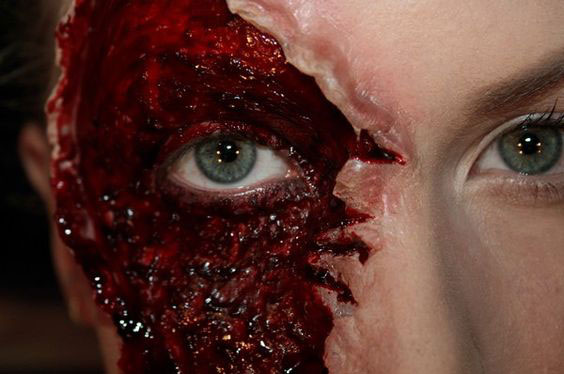 20 maquillajes sangrientos para lucir increíblemente terrorífica 4