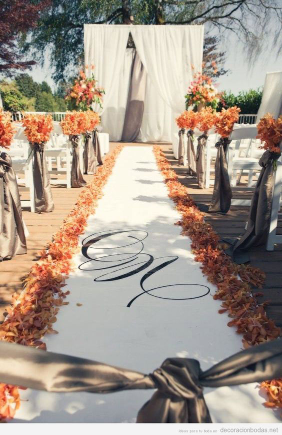 Ideas-para-decorar-el-camino-de-la-novia-al-altar