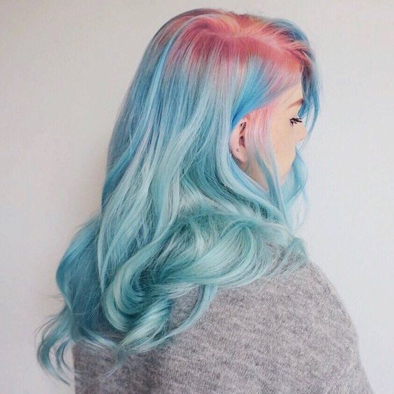 Raíces arcoiris la nueva tendencia de cabello que te encantará 3