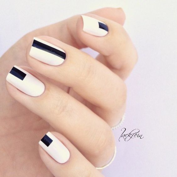 10 diseños de uñas minimalistas en blanco y negro que amarás 9