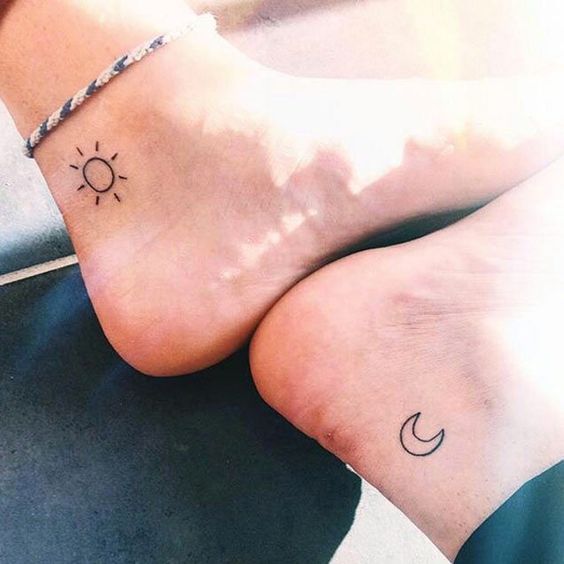 10 tatuajes sencillos que lucirán hermosos en tus tobillos 10