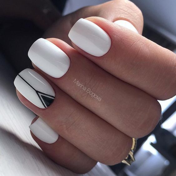 10 diseños de uñas minimalistas en blanco y negro que amarás 6