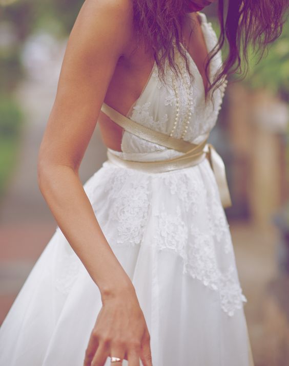 vestido-de-novia-boda-de-dia-jardin