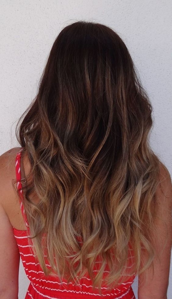 5 tonos de mechas balayage para morenas que te harán destacar 7