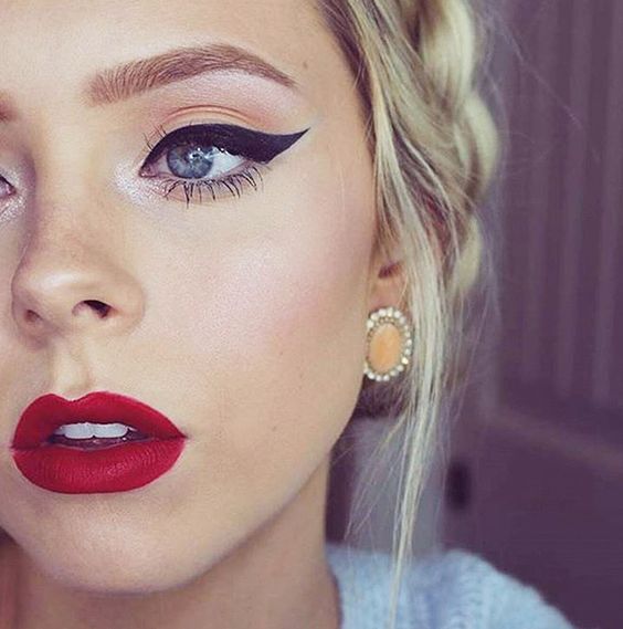 10 looks con labios rojos para tus fiestas navideñas 7