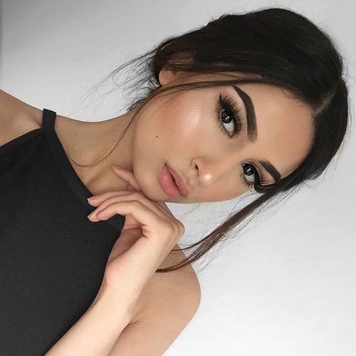 Tonos de cabello que te ayudarán a lucir una cara más fina 0