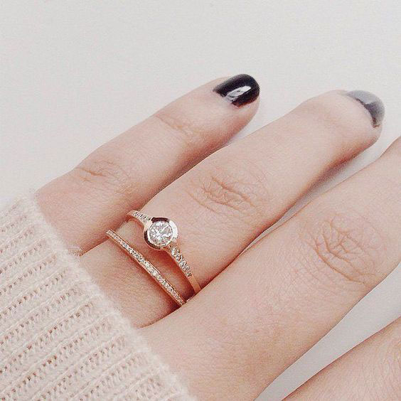 Anillos de online compromiso minimalistas