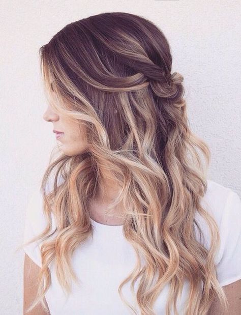 10 peinados de cabello suelto para asistir a una boda 4