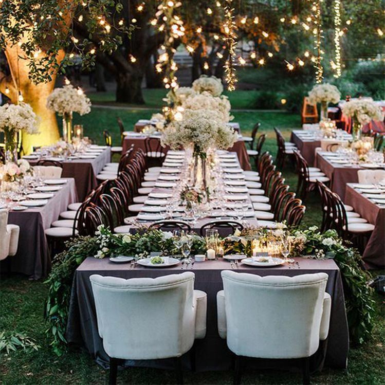 10 ideas de decoraciones de luces para tu boda en jardín