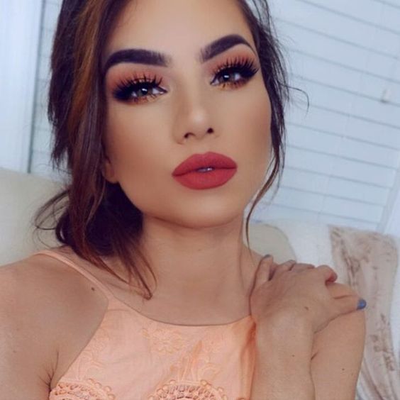 maquillaje-primavera-piel-morena