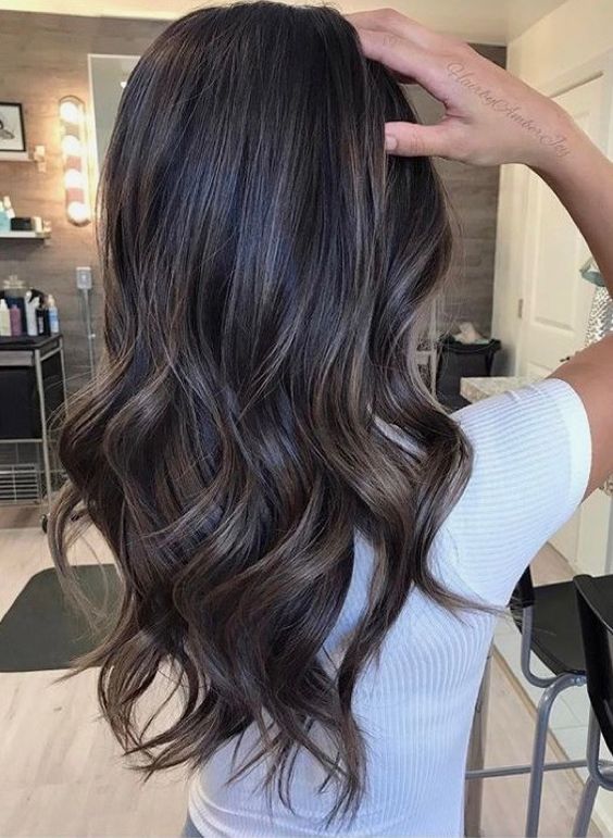 10 Tonos Chocolate Perfectos Para Un Look De Cabello Natural