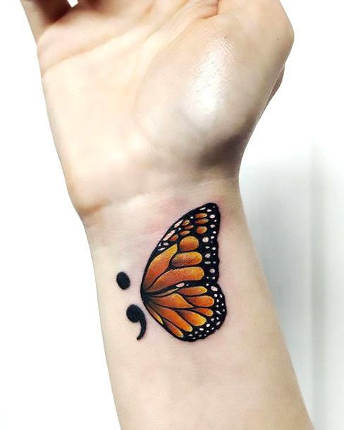 Tatuajes de mariposa para chicas que empiezan una nueva etapa 8