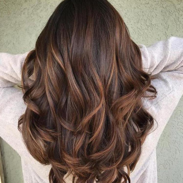 10 Tonos Chocolate Perfectos Para Un Look De Cabello Natural