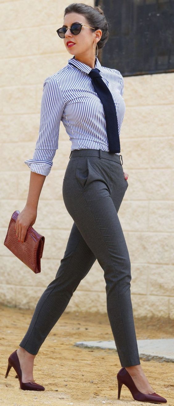 6 formas de combinar pantalones formales sin verte mayor - Mujer