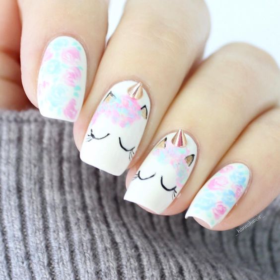 10 diseños de uñas unicornio que vas a querer ahora mismo 5