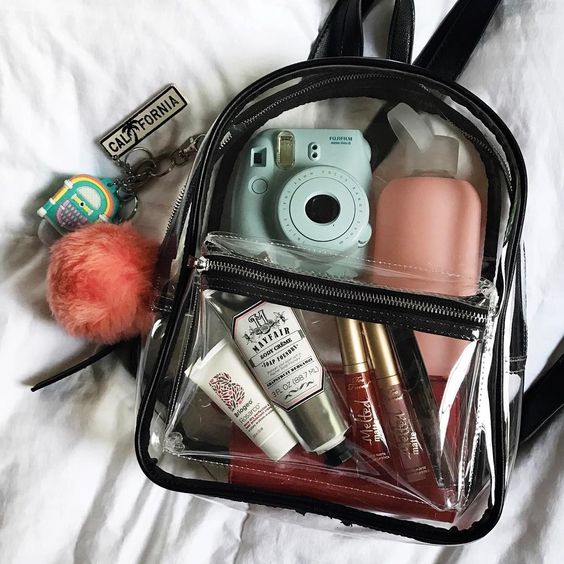 8 formas de usar una mochila como tu bolsa 3