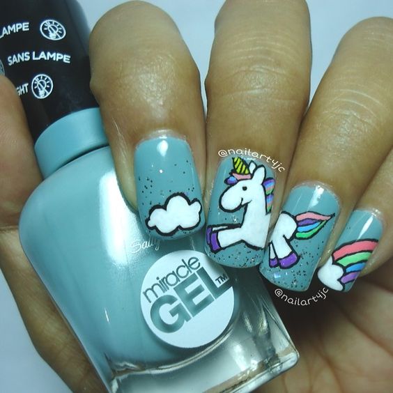 10 diseños de uñas unicornio que vas a querer ahora mismo 3