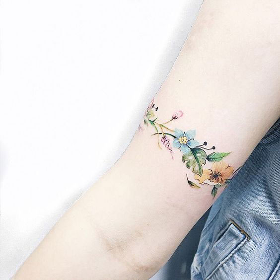 10-increibles-tatuajes-en-el-brazo-que-todas-las-mujeres-lucen-bien
