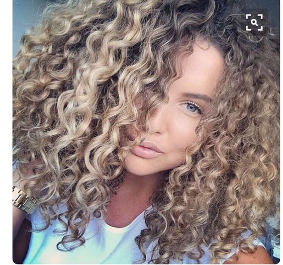 tintes-cabelo-rizado