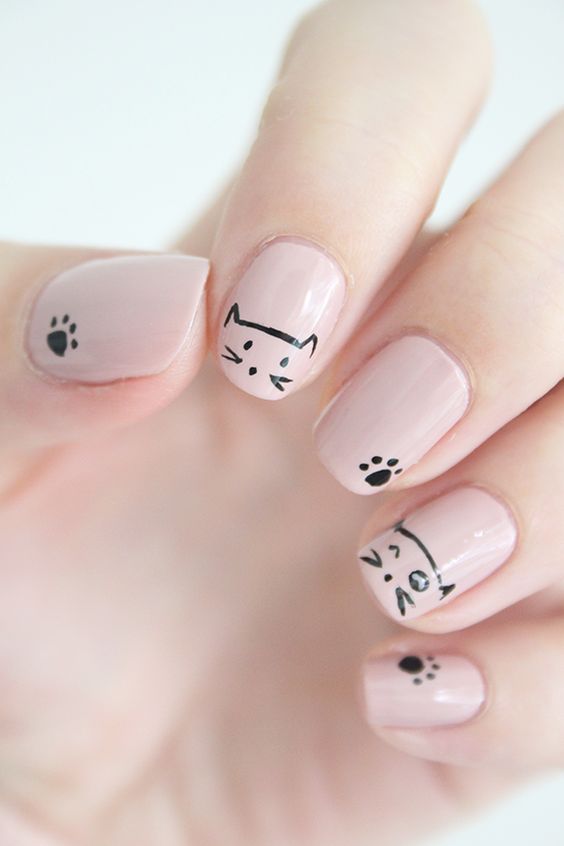 10 increíbles diseños de uñas para amantes de los gatos 6