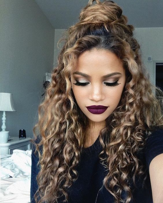 tintes-cabelo-rizado