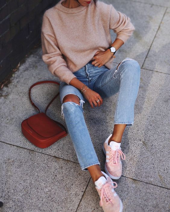 outfit-tenis-color-nude