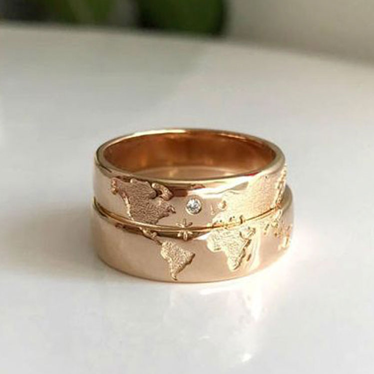10 anillos de boda modernos y románticos para combinar con tu pareja