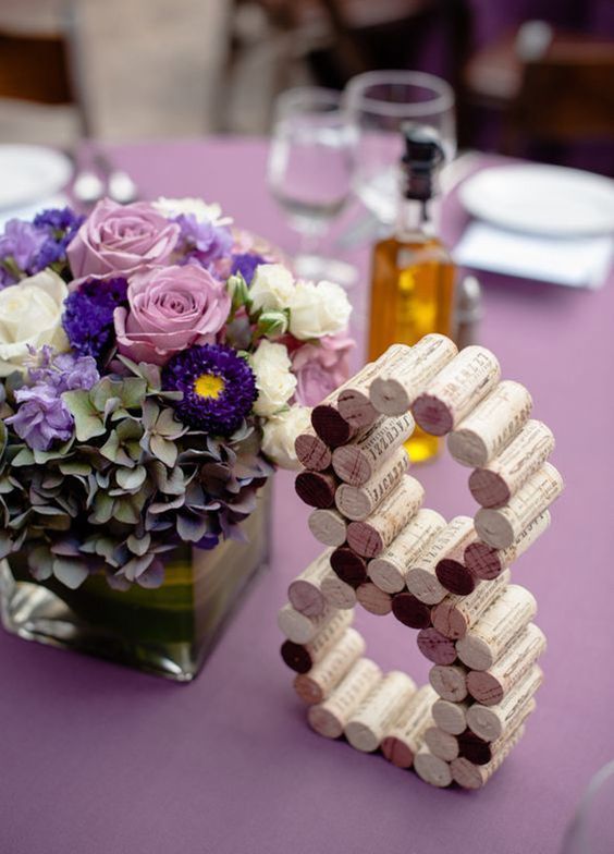 20 increíbles ideas DIY para decorar las mesas de tu boda 0