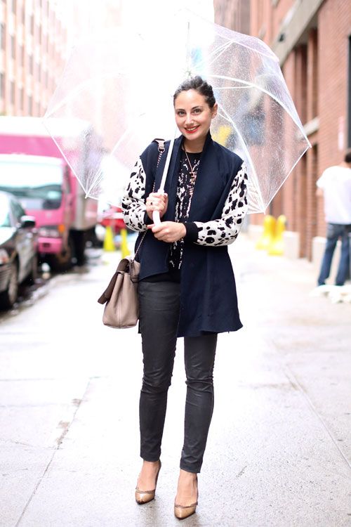 outfit-lluvia-para-la-oficina