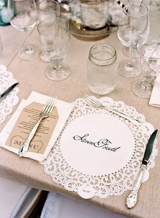 20 increíbles ideas DIY para decorar las mesas de tu boda 18