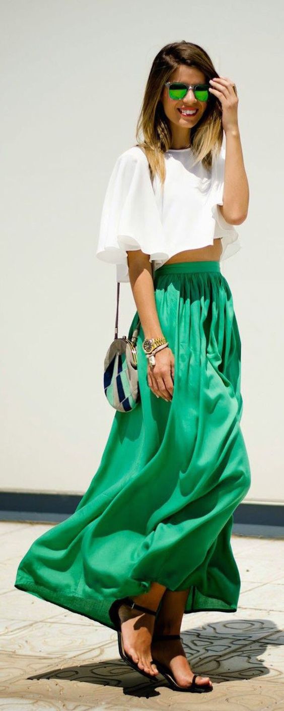 10 Outfits sensuales con faldas largas que te van a encantar 8