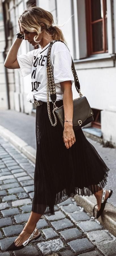 10 Outfits sensuales con faldas largas que te van a encantar 3