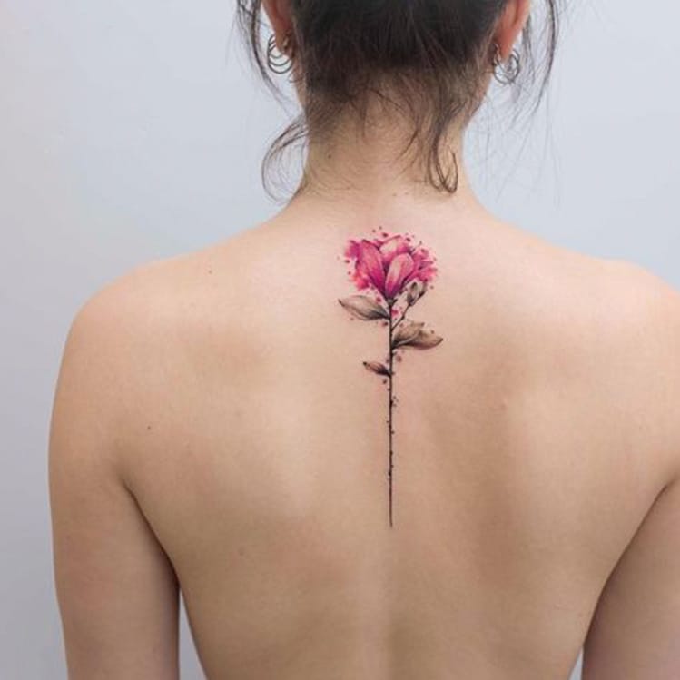 0 tatuajes de flores que te harán verte mas femenina