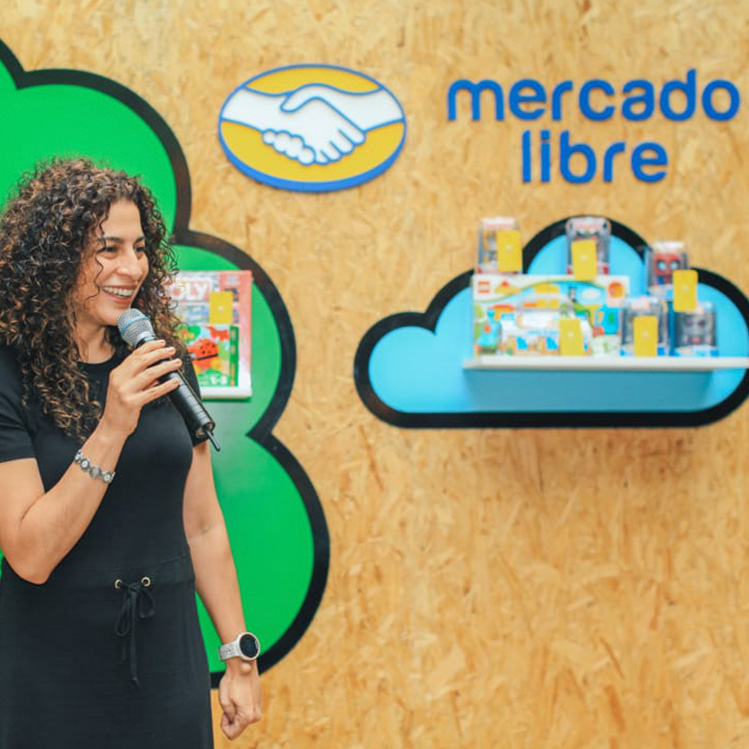 Llévate un increíble juguetero de Mercado Libre