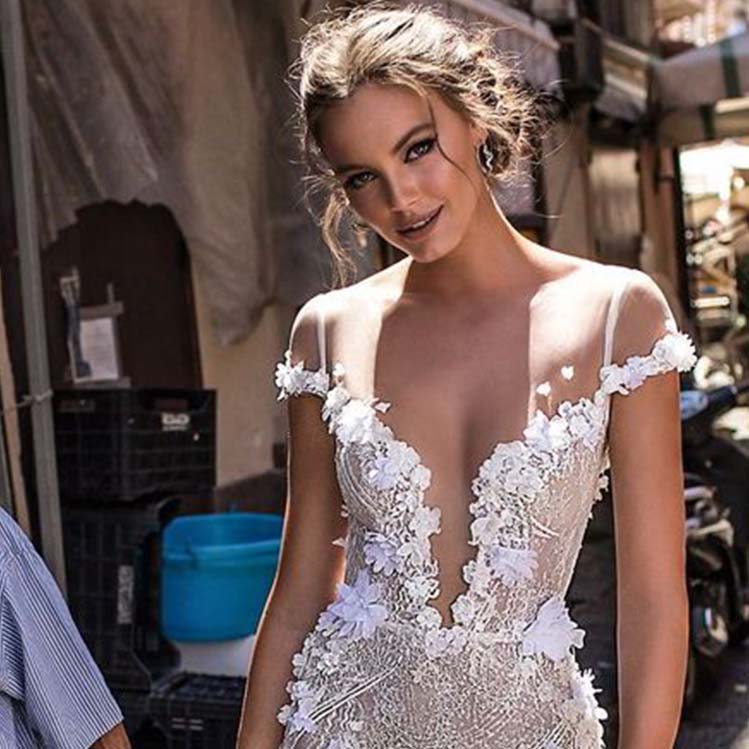 10 vestidos de novia escotados que te harán ver sexy y elegante | Mujer de  10