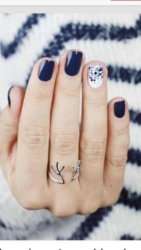 ¿Que color de uñas va bien para cada mes del año? 5
