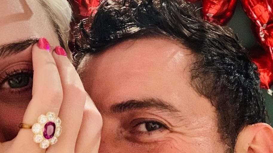 Katy Perry y Orlando Bloom se comprometen 0