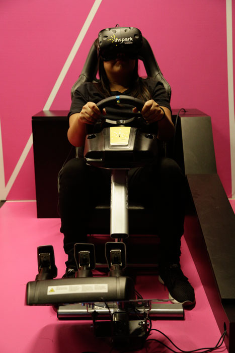 ¡Mujeres al volante! Una experiencia imperdible en Inspark con tus amigas