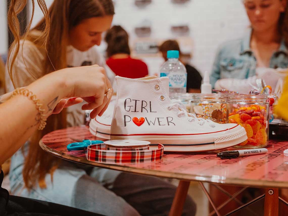 Festeja el día de la mujer con la nueva colección de Converse 0