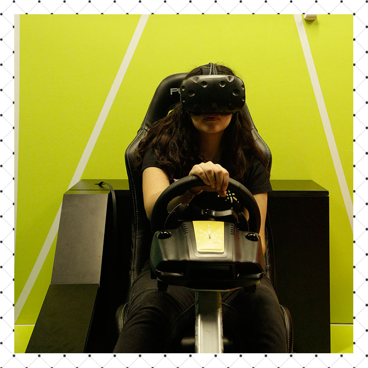 ¡Mujeres al volante! Una experiencia imperdible en Inspark con tus amigas