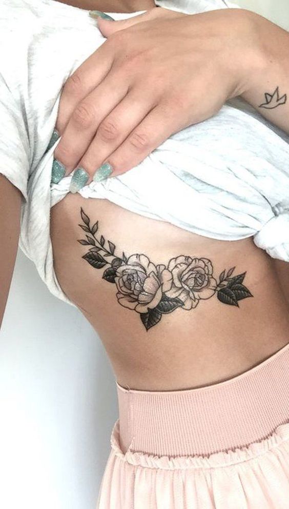 10 tatuajes perfectos que te favorecerán si eres una chica sin curvas 1