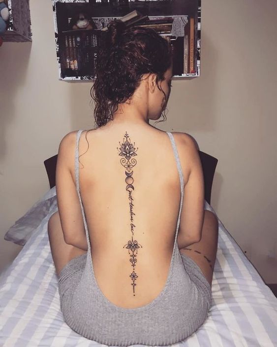 10 tatuajes perfectos que te favorecerán si eres una chica sin curvas 8