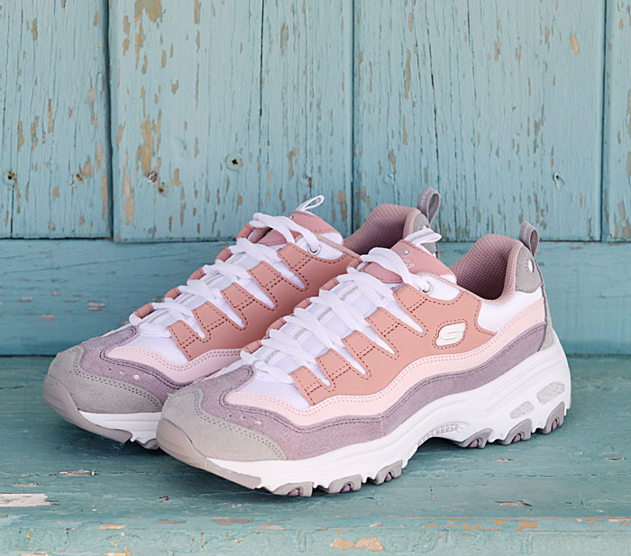 10 pares de Skechers que combinan con cualquier outfit