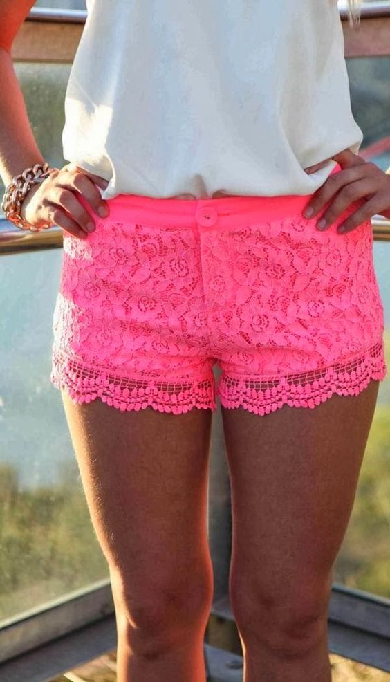 Shorts fluorescentes outlet