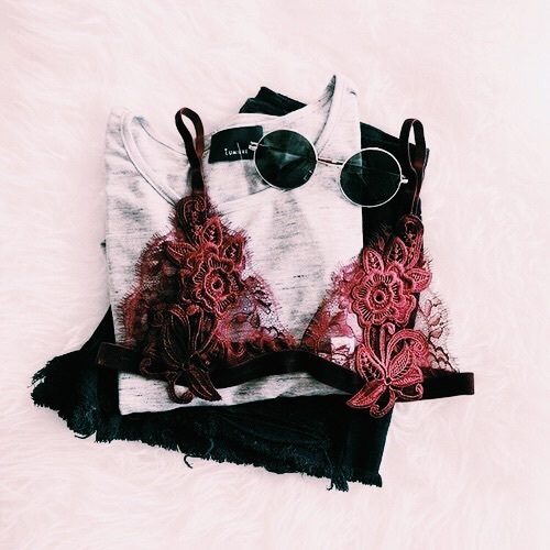 bralette rojo ropa