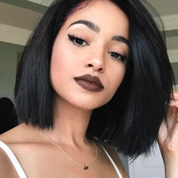 10 Ideas de maquillaje para chicas de cabello negro