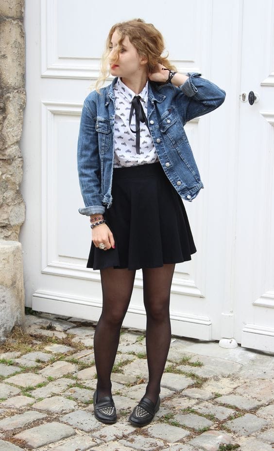 outfit con falda para la universidad